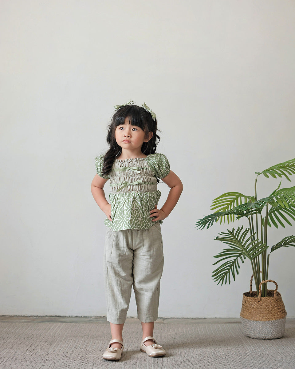 Sekar Batik Smock in Green