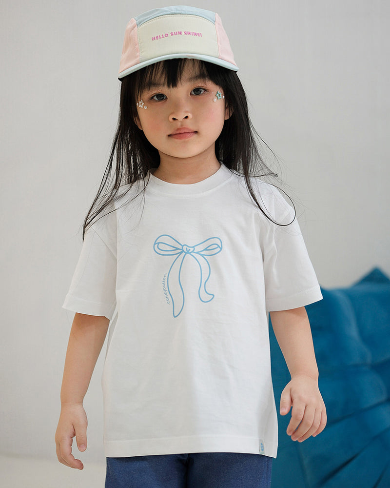 Ribbon T-shirt Girl in White