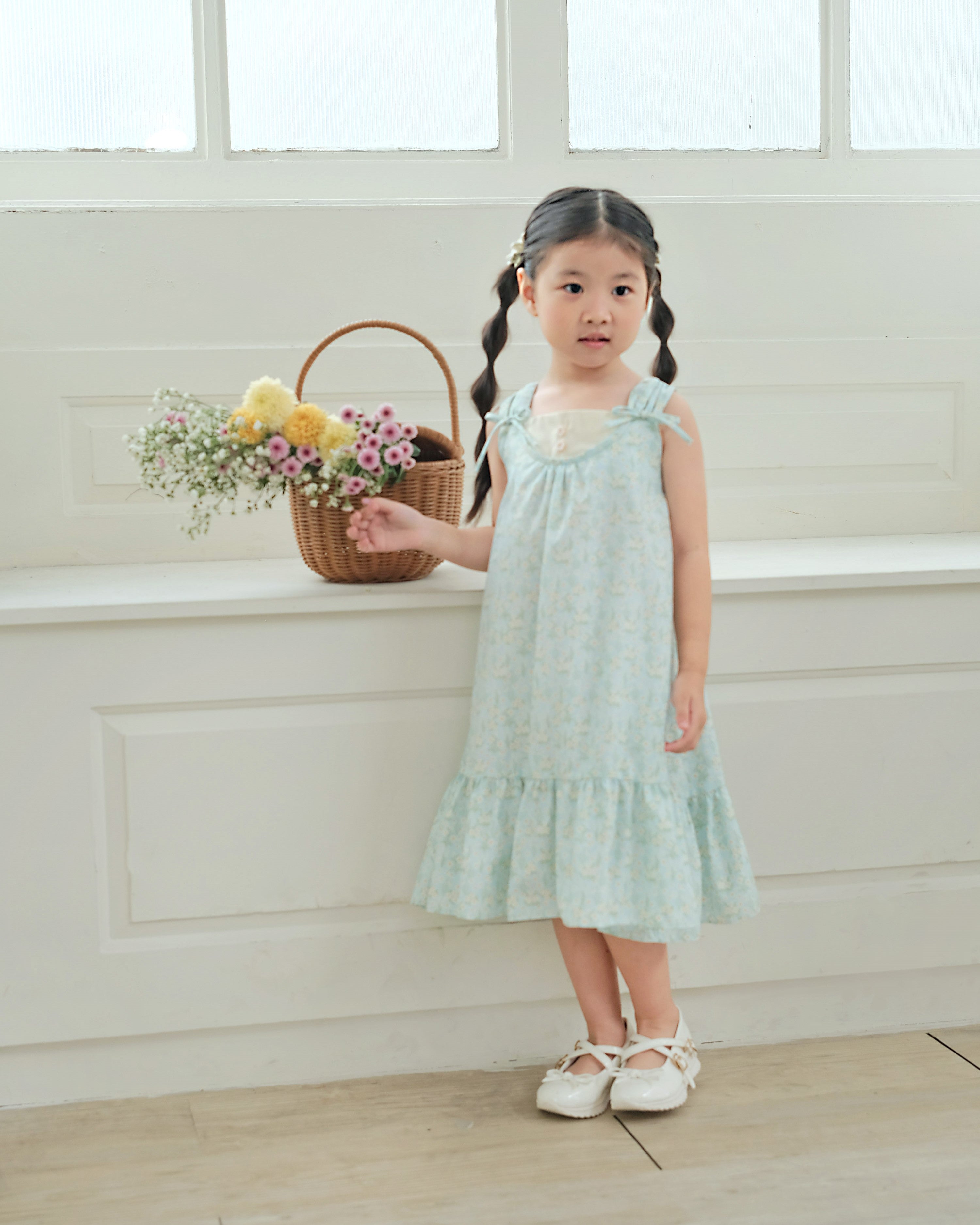 Leighton Dress in Daisy