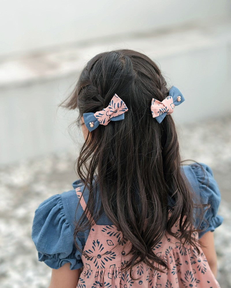Molek Bow Hairpin in Pink