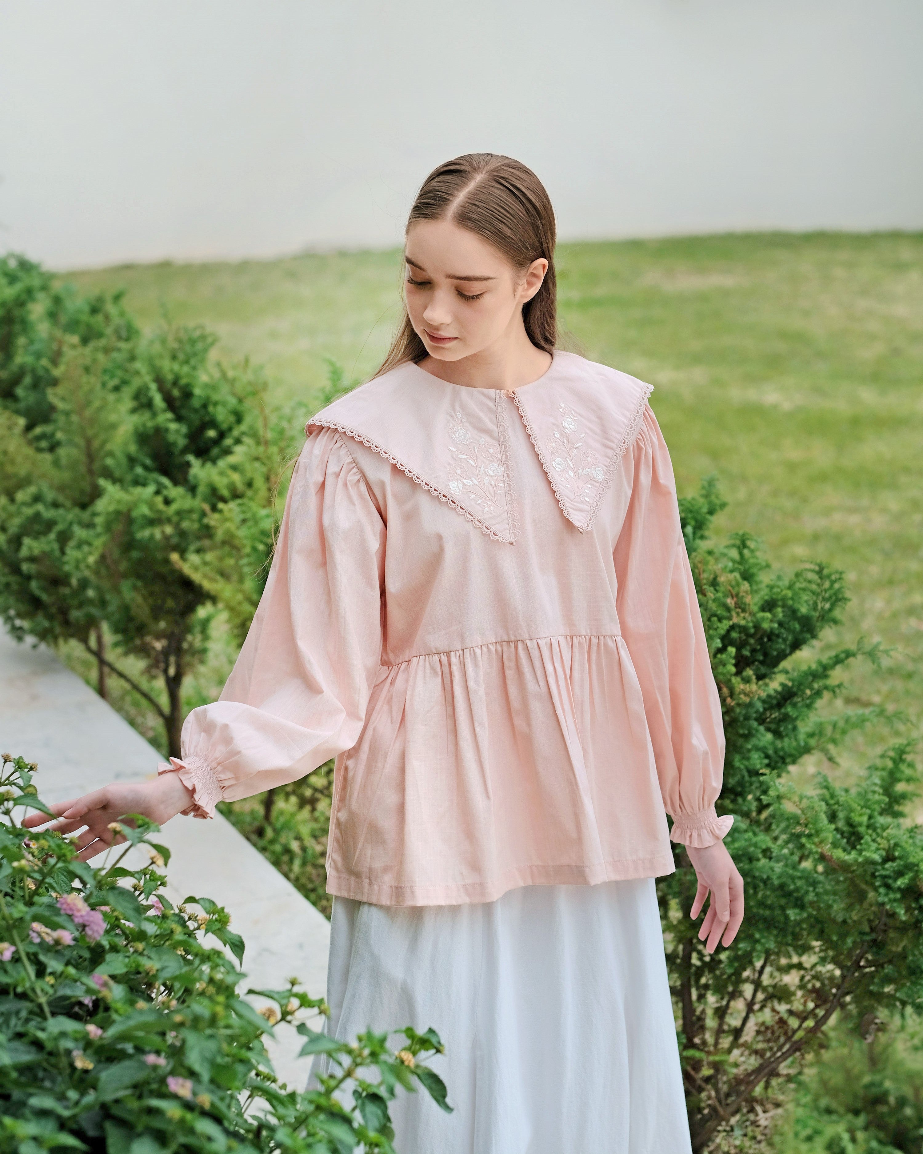 Lady Sera Collar Blouse in Pink
