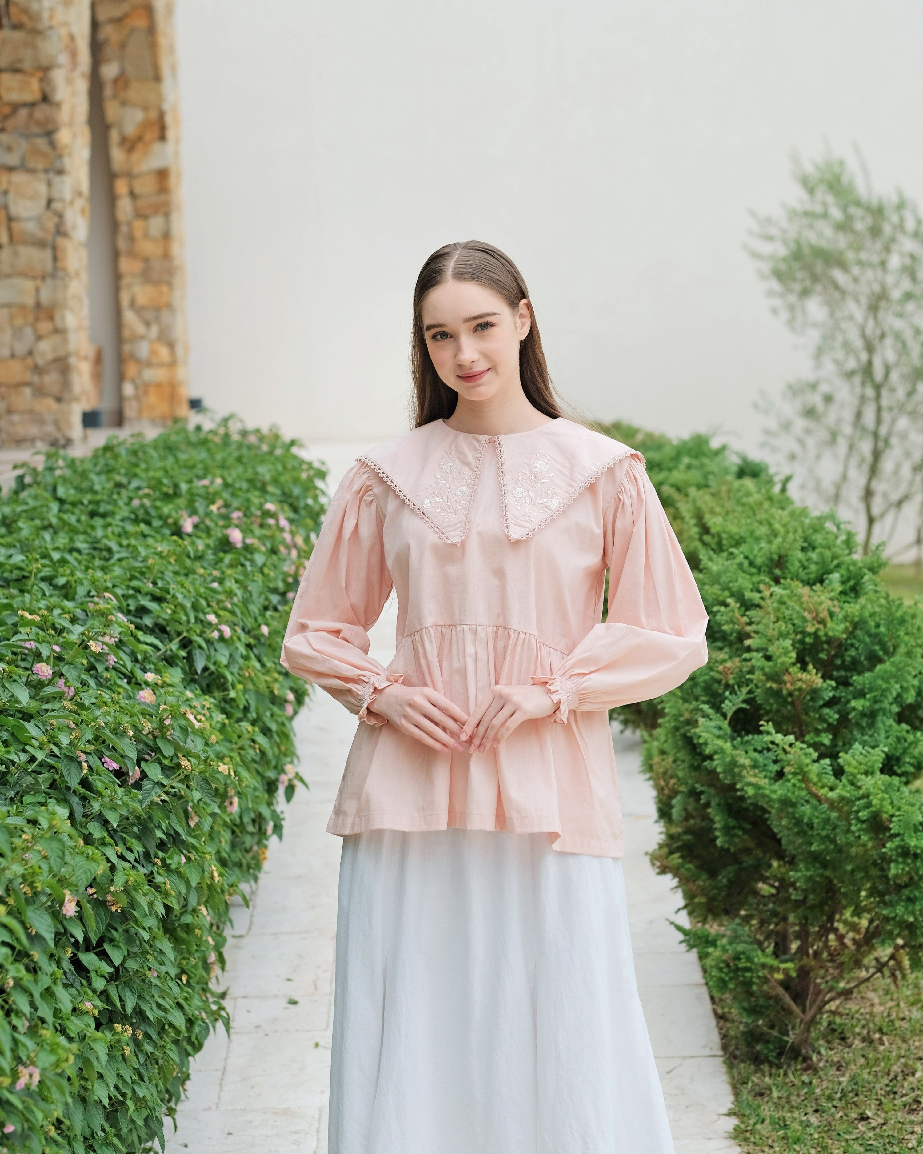 Lady Sera Collar Blouse in Pink