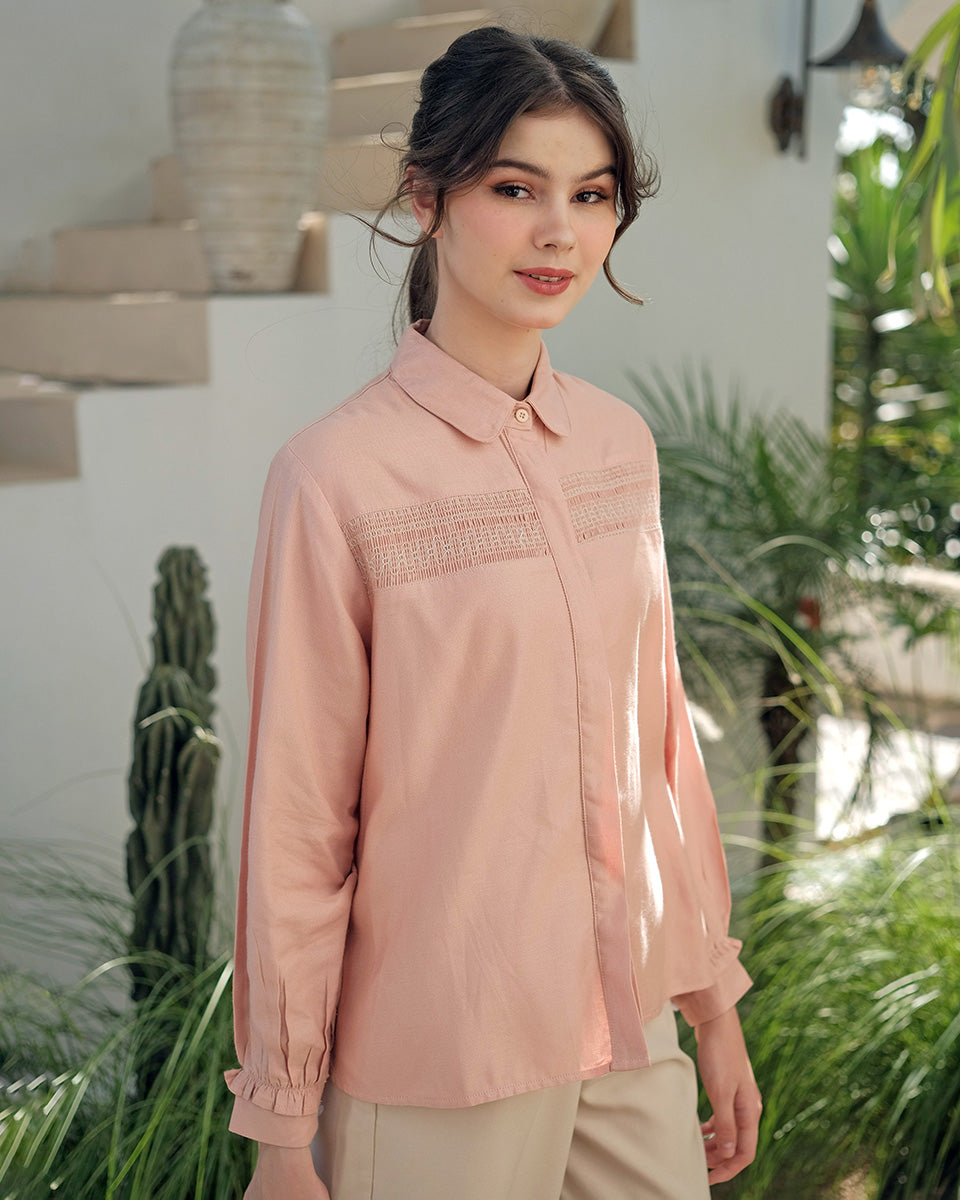 Lady Zeya Smock Blouse in Peach