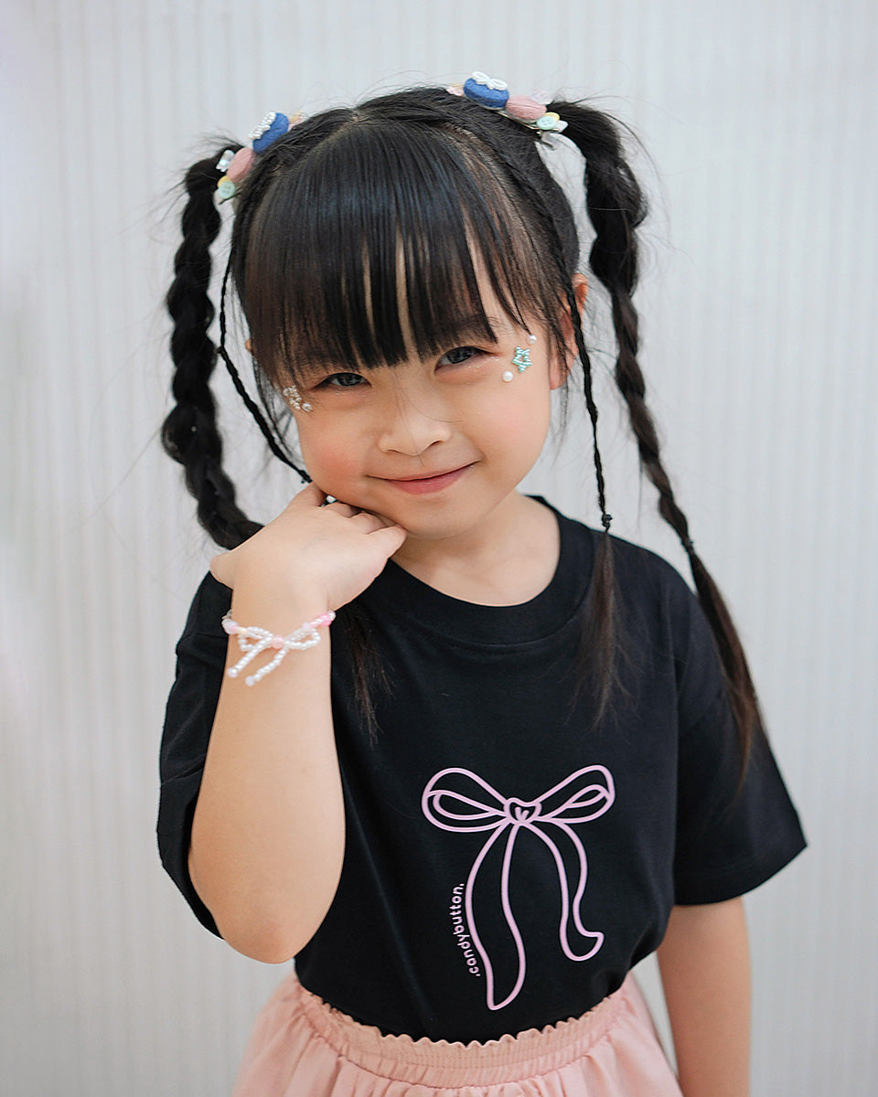 Ribbon T-shirt Girl in Black