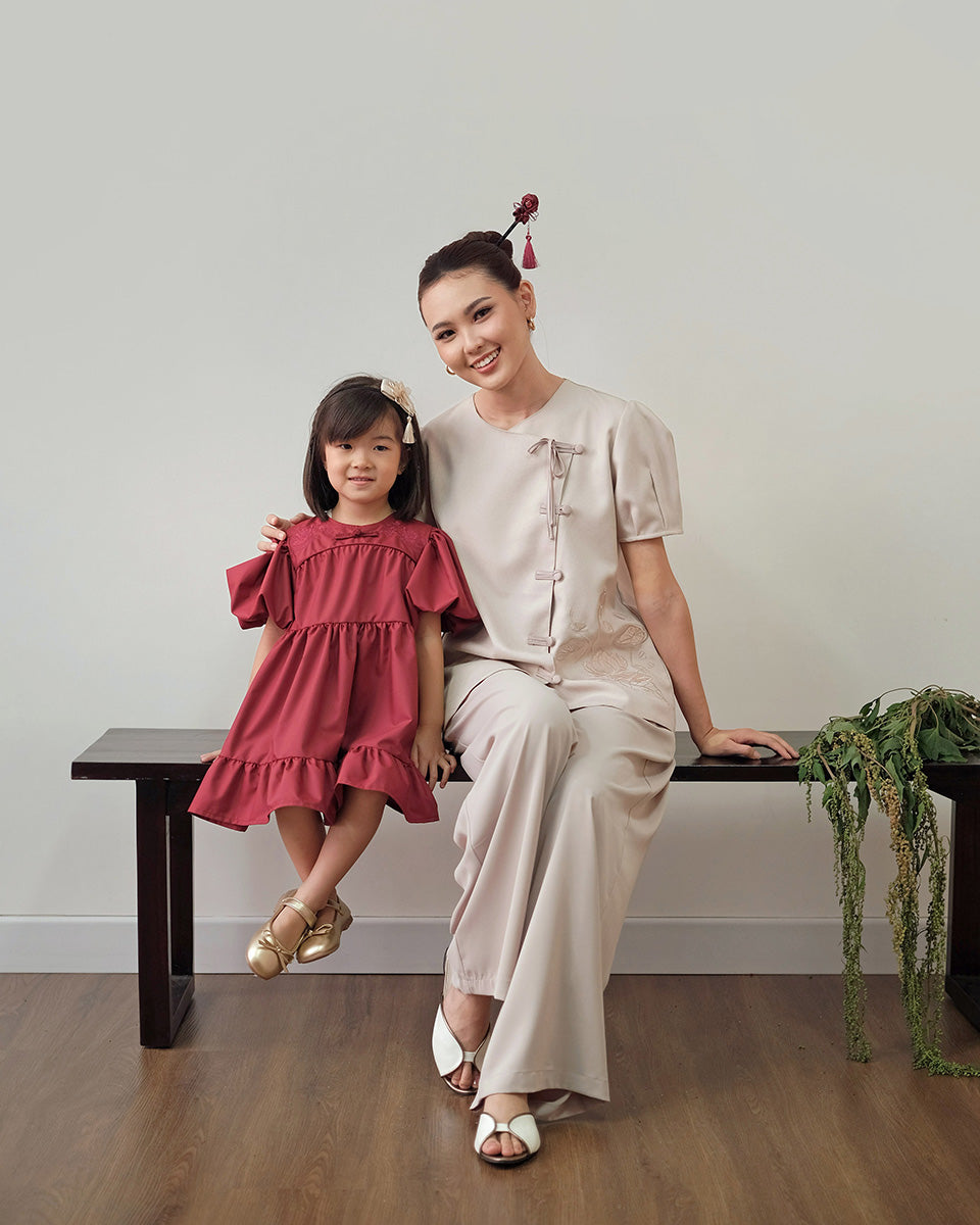 Florescence Qipao Dress in Maroon